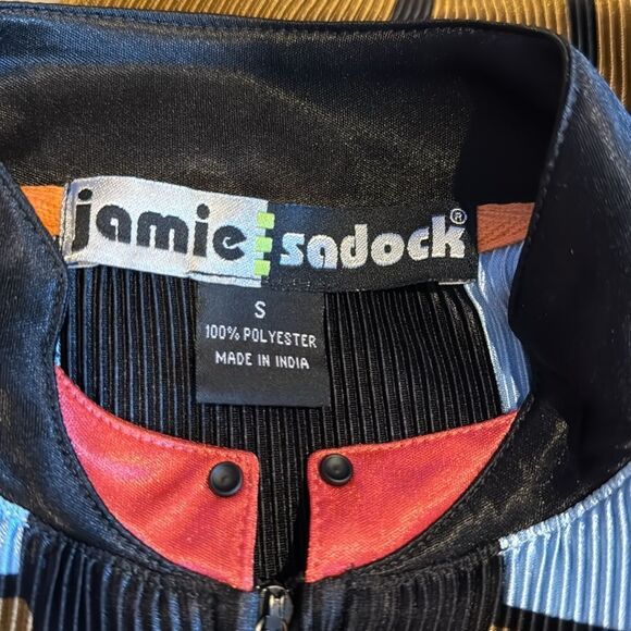 Jamie Sadock silky pleated geometric color block black concave studs 1/4 zip top - Picture 6 of 7